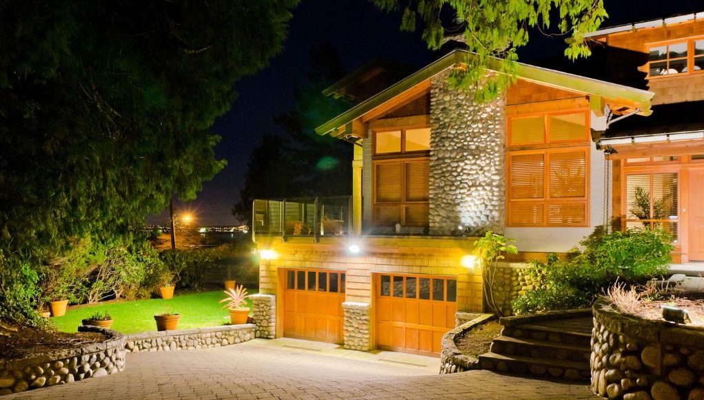 Designing with LED Flood Lights: Creative Ideas for Outdoor Spaces